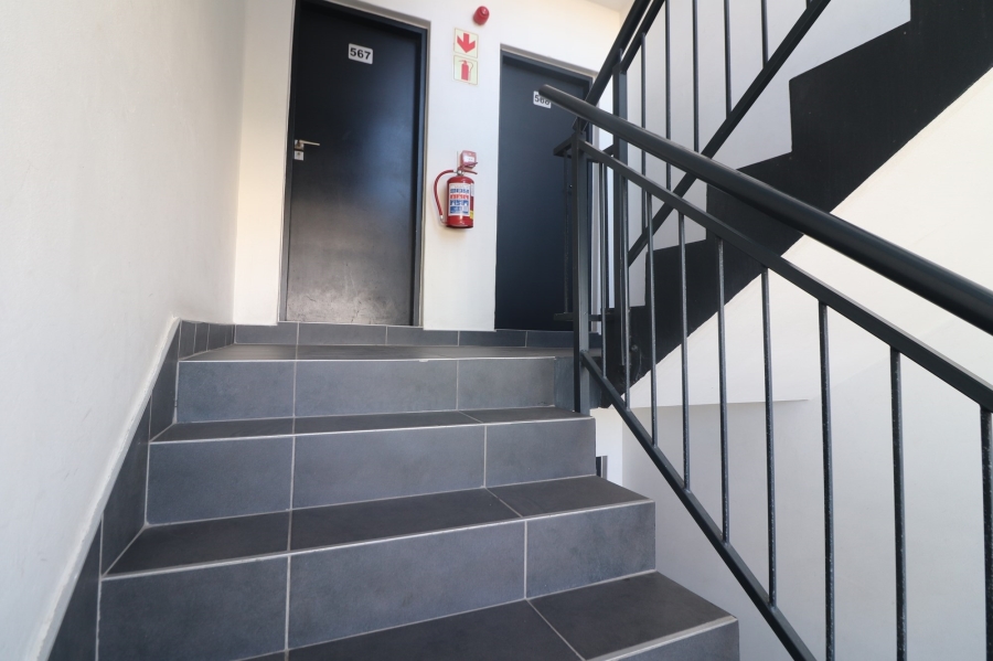 2 Bedroom Property for Sale in Sandown Western Cape